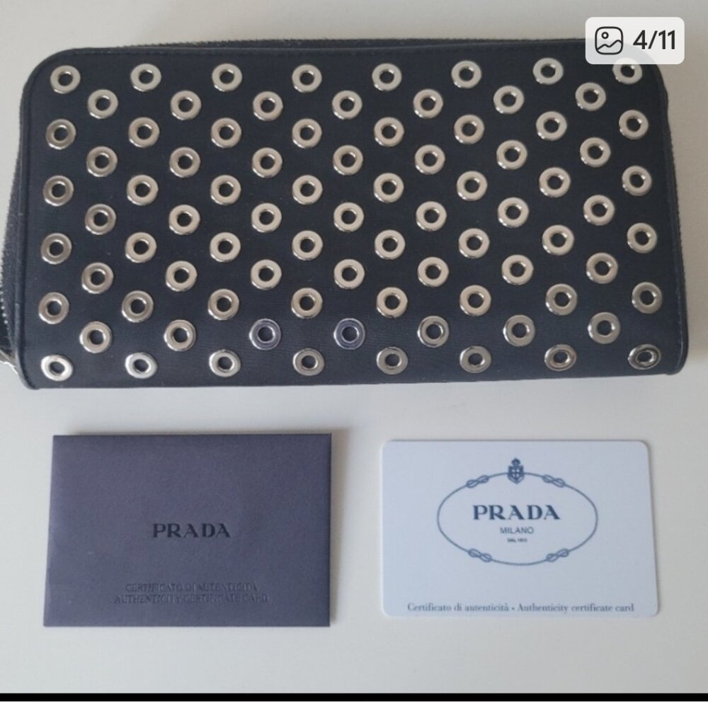 PRADA Zip Daino Wallet - Picture 4 of 11